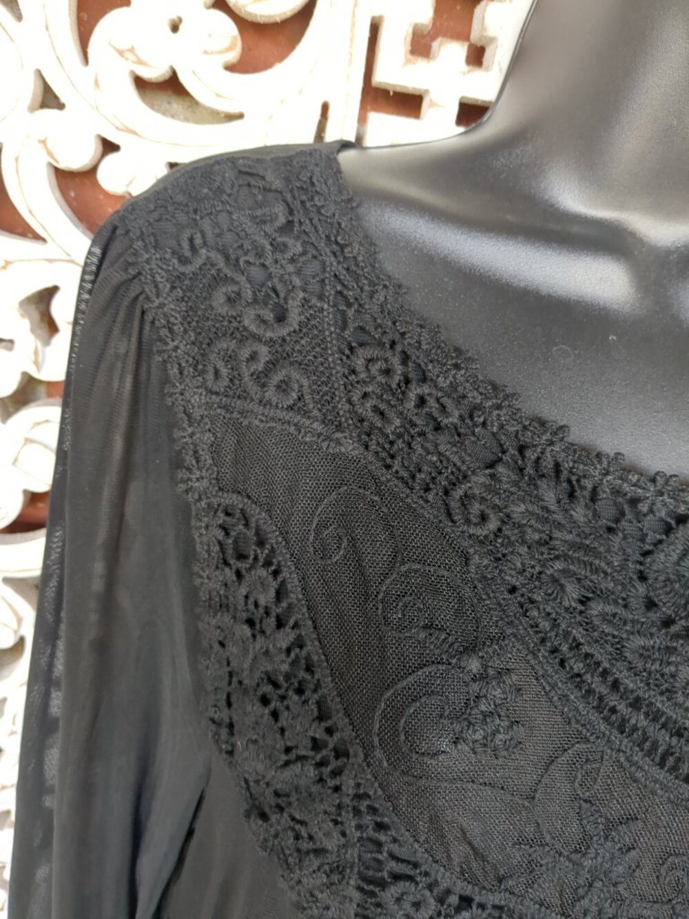Embroidered Lacey Lined Sheer Long Sleeve Boho Top - Picture 7 of 14